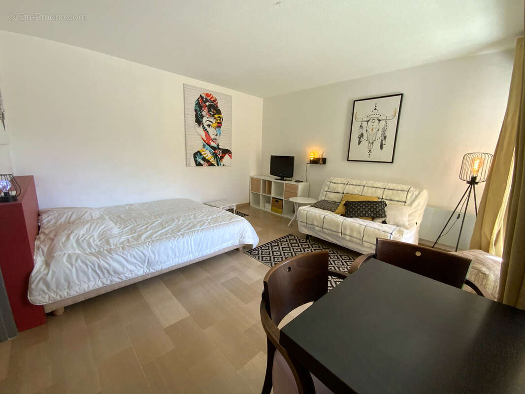 Studio 31m2 avec parking + terrasse + cave • Secteur Bas Petit Juas • Proche Gare de Cannes - photo 3