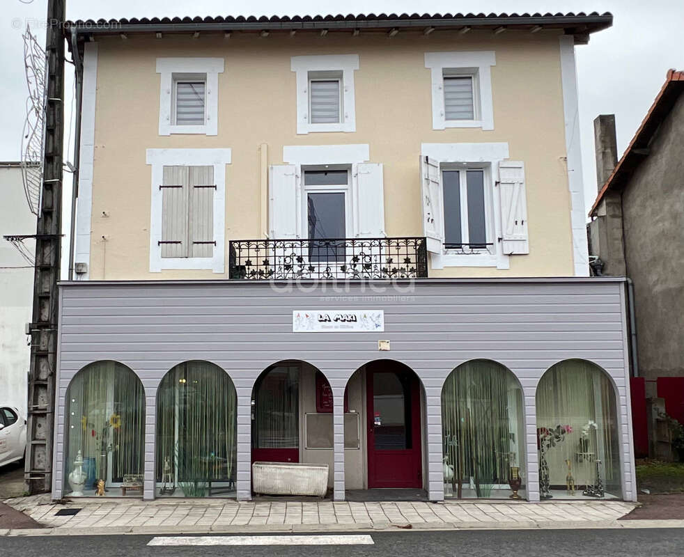 Maison à ROUMAZIERES-LOUBERT