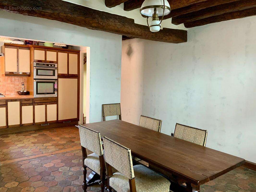 Maison à FONTAINEBLEAU