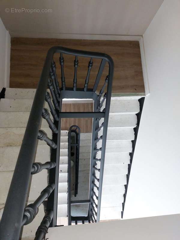 Escalier  - Appartement à TOURCOING