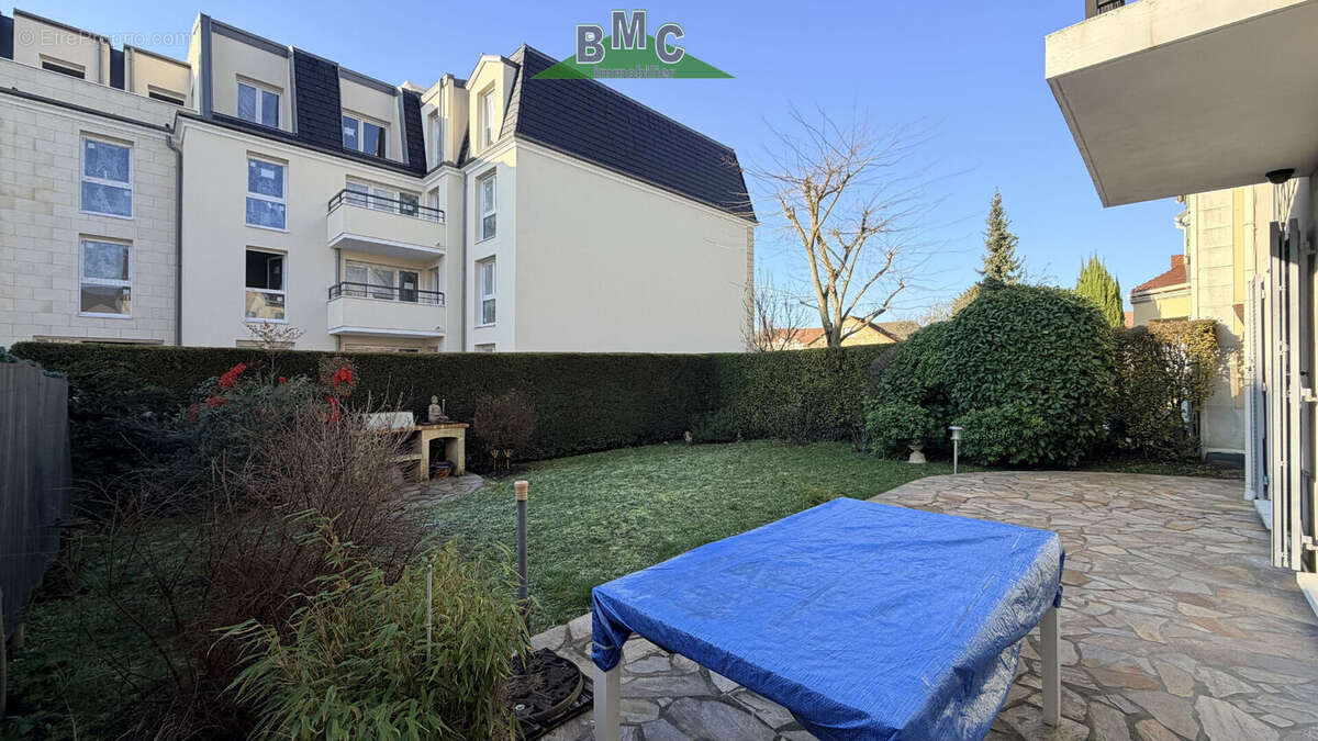 Maison à LE PLESSIS-BOUCHARD