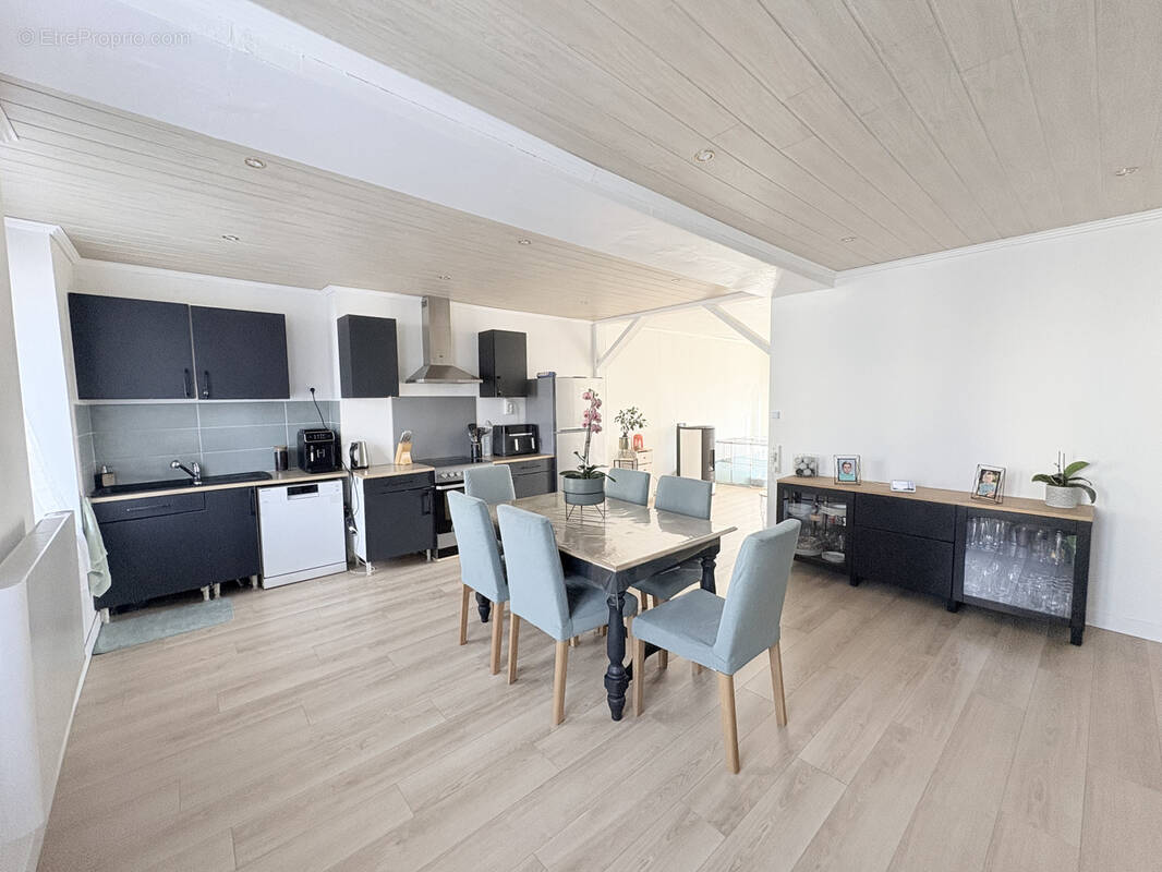 Maison à CHAMPROND-EN-GATINE