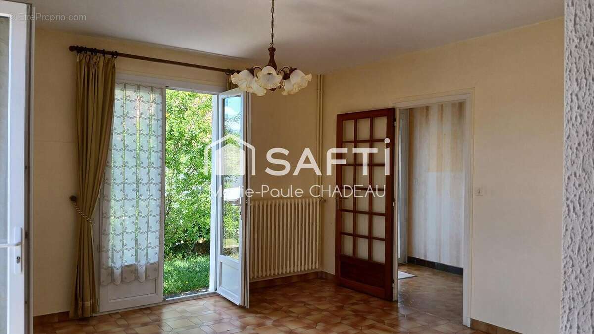 Photo 2 - Maison à MONTBRON