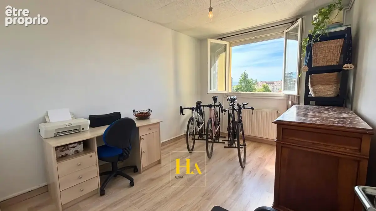 Appartement T4 dernier étage vue dégagée - photo 9
