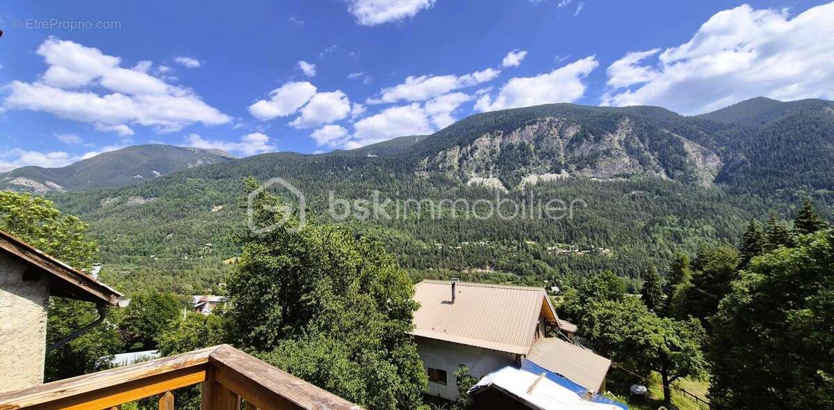  À vendre – Charmant duplex rénové avec balcon et vue imprenable à Villars-Colmars  - photo 15