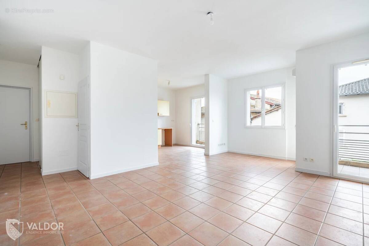 Appartement à CHARENTAY
