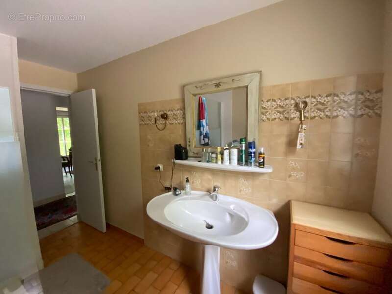 Maison à SAINT-PIERRE-DU-MONT