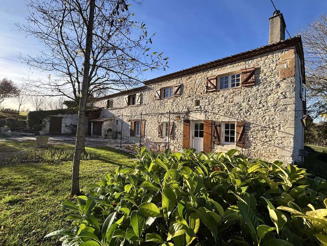 Maison en Pierre Isolée Proche de Montaigu-de-Quercy - photo 16