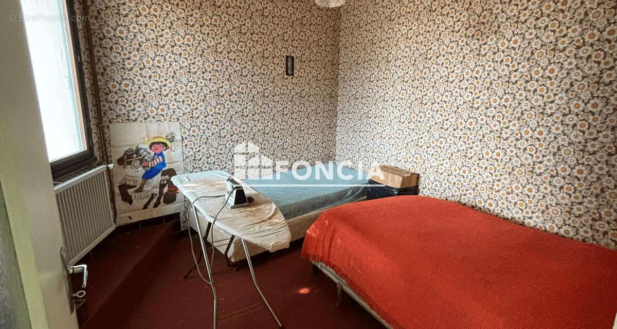 Maison à LA TERRASSE