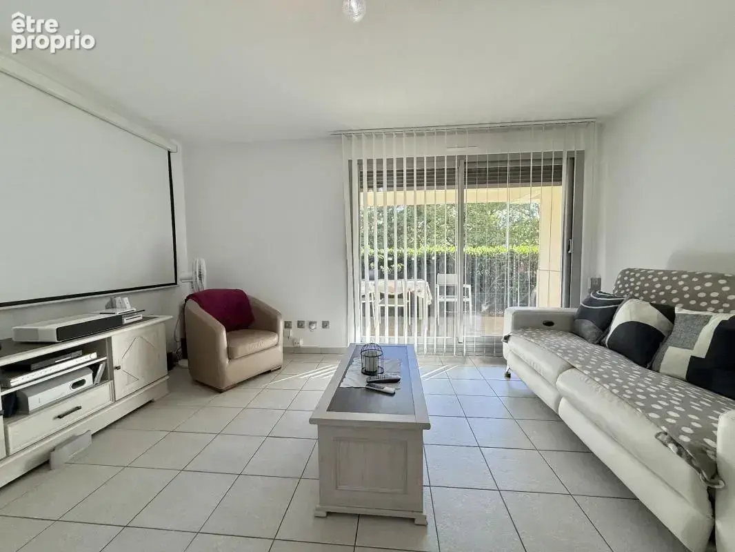 Dijon – port du canal  t3 66 m² rénové – rez-de-jardin – place parking privative & cave - photo 14
