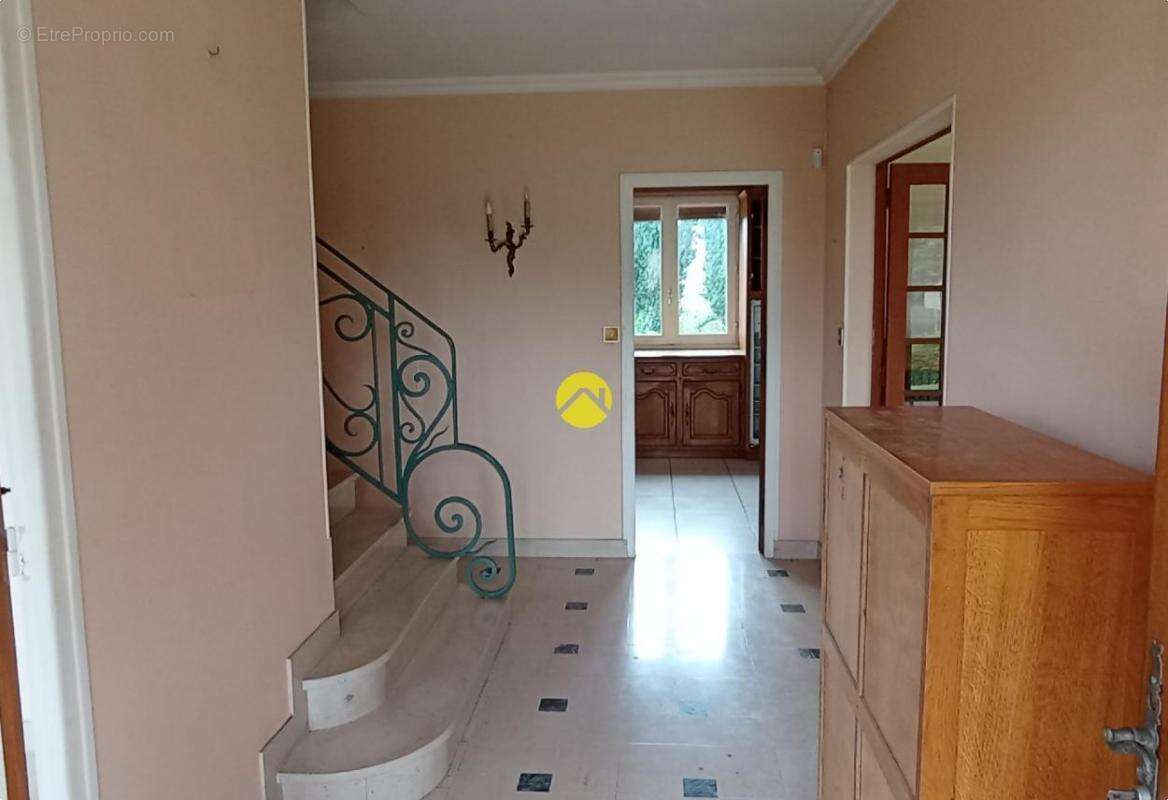 Maison à VILLEBOUGIS