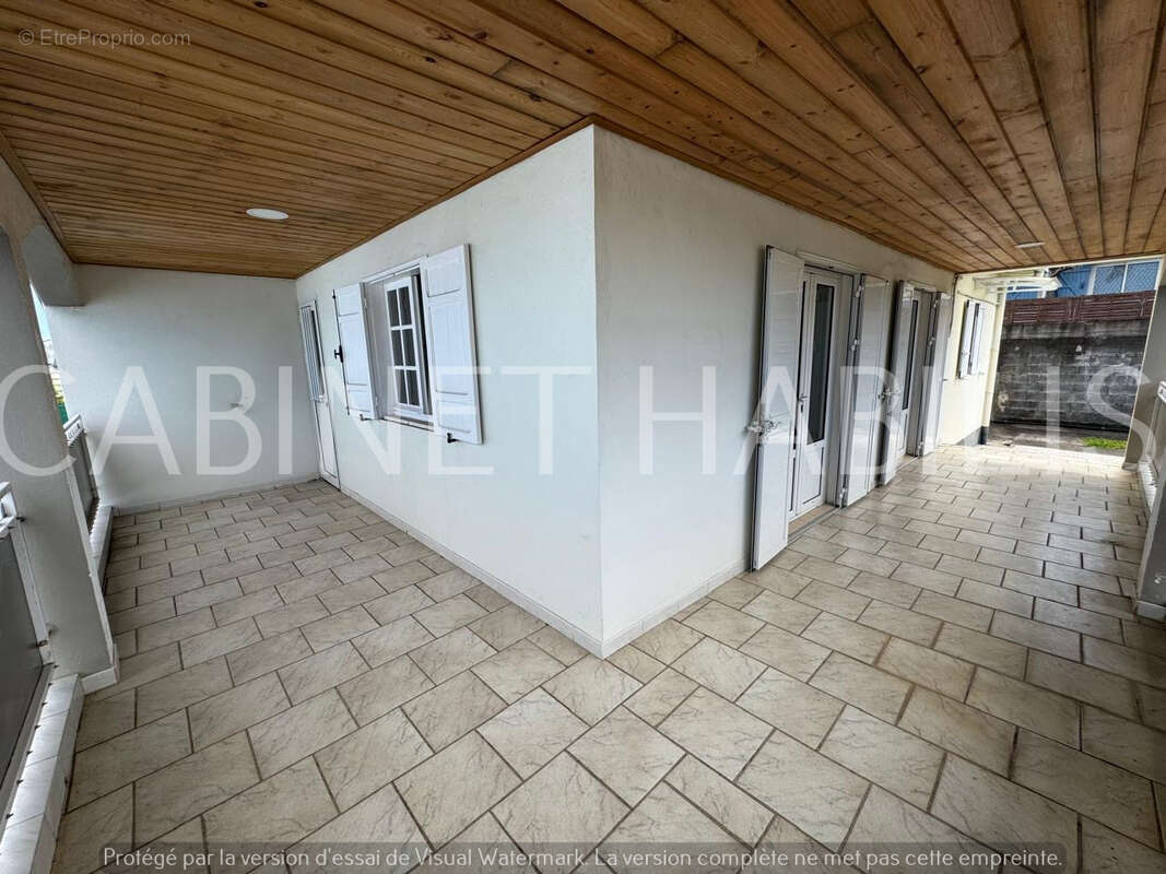 Maison à PETITE-ILE