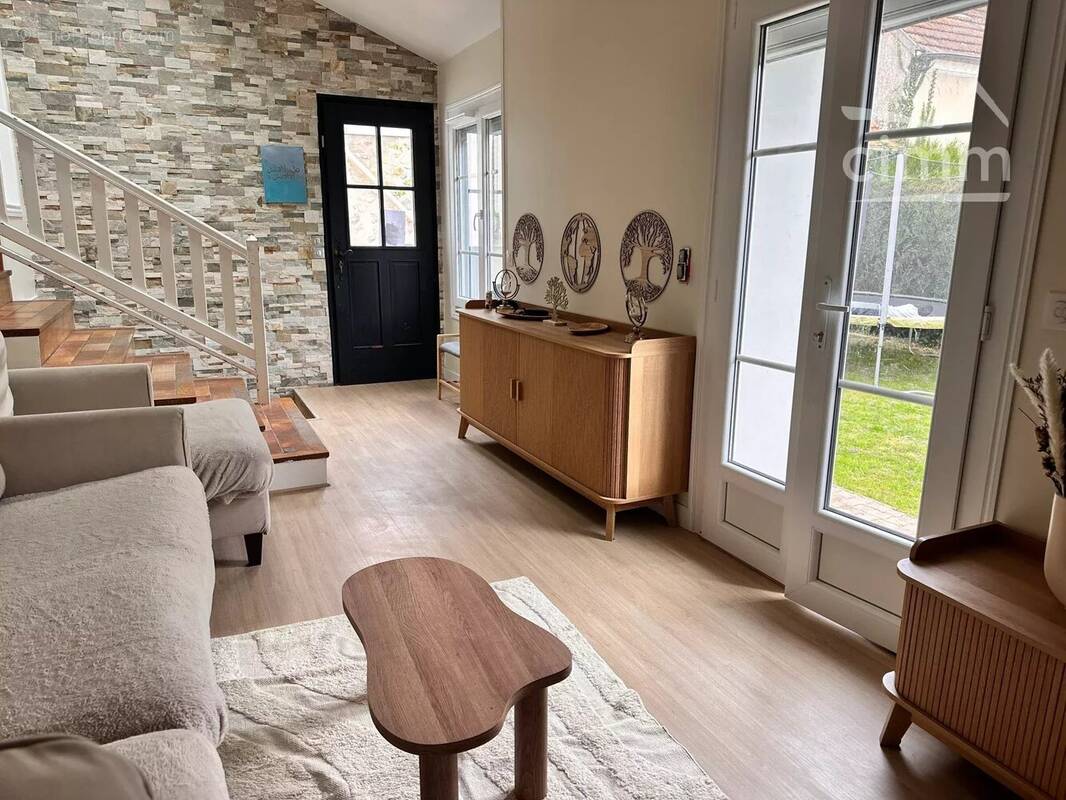 Maison à CONGIS-SUR-THEROUANNE