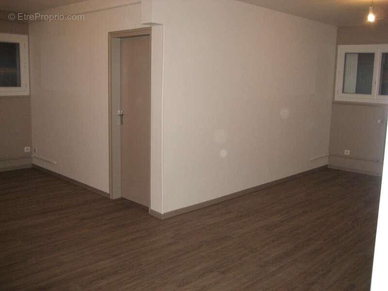 Appartement vendu loué 55m² avec place parking, Centre-ville de Guéret – Idéal investisseur  54 000 € - photo 7