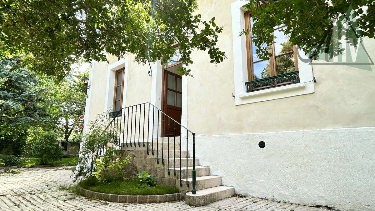 Maison à MAISON-ROUGE