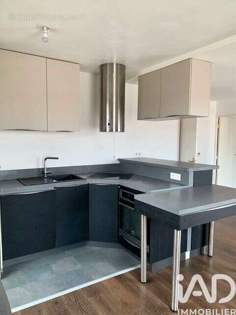 Photo 3 - Appartement à SAINT-DENIS