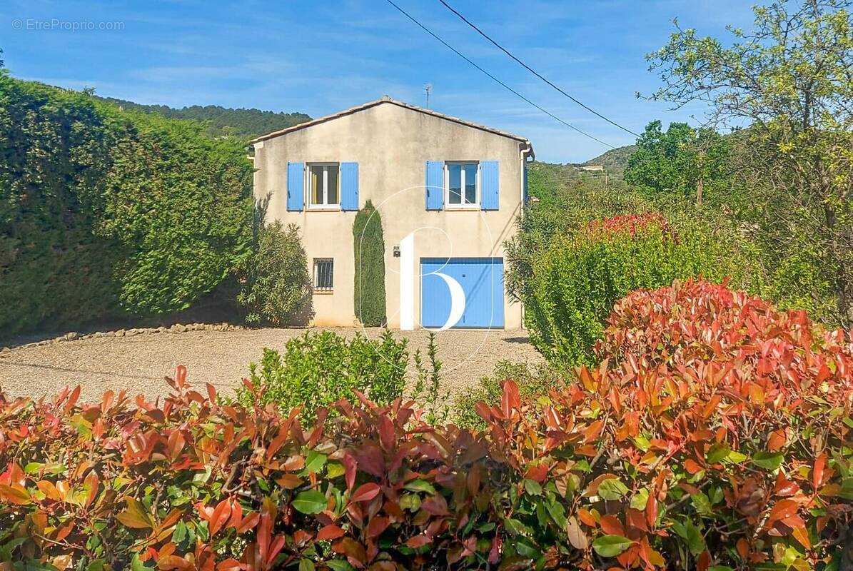 Maison à COURRY