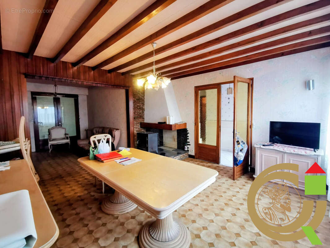 Maison à MARCONNELLE