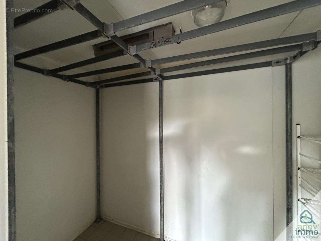 Commerce à VERDILLE