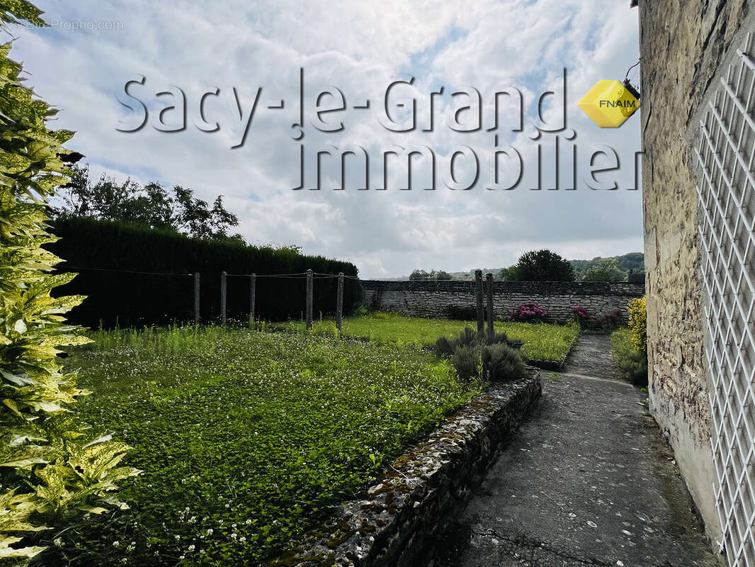 Maison à ANGY