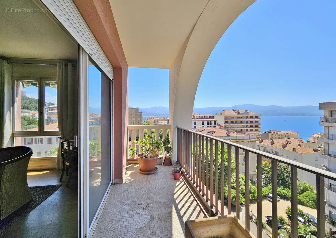 AJACCIO Casone - F5 141m2 Cours Général Leclerc - photo 4