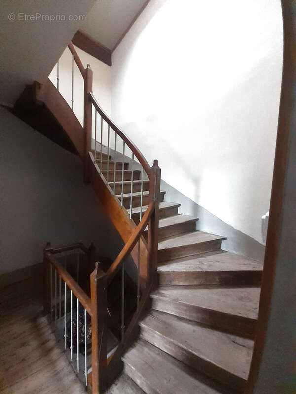 Maison à ROUVENAC