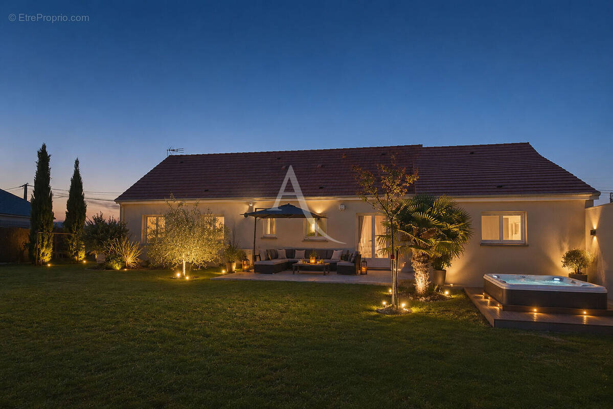 Maison à CELLETTES