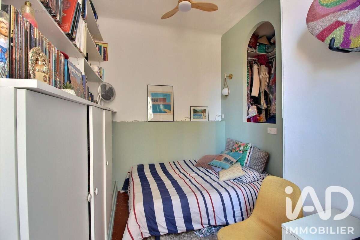 Photo 8 - Appartement à MARSEILLE-5E