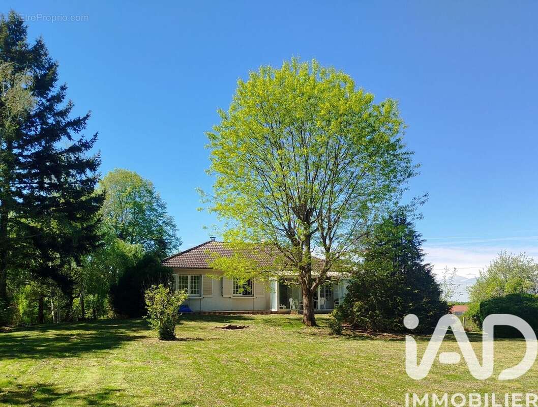 Photo 3 - Maison à DOMERAT