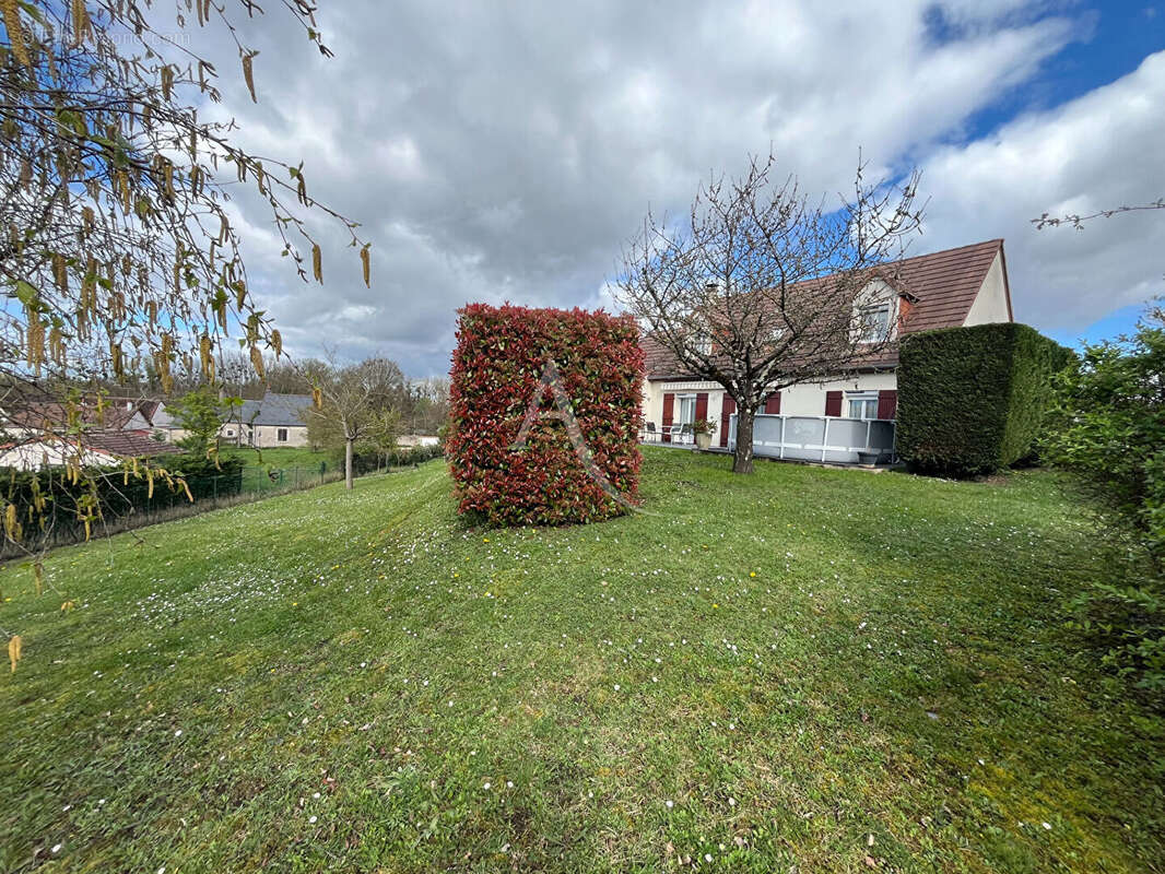 Maison à VINEUIL