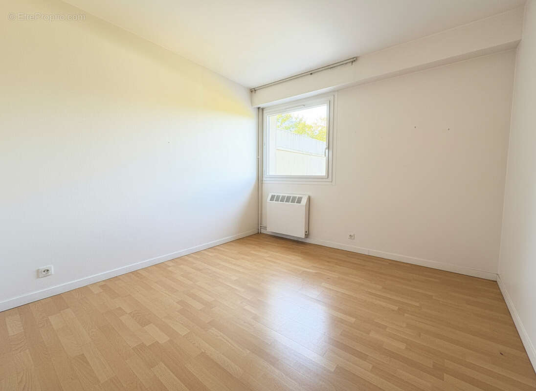 Appartement à VERRIERES-LE-BUISSON