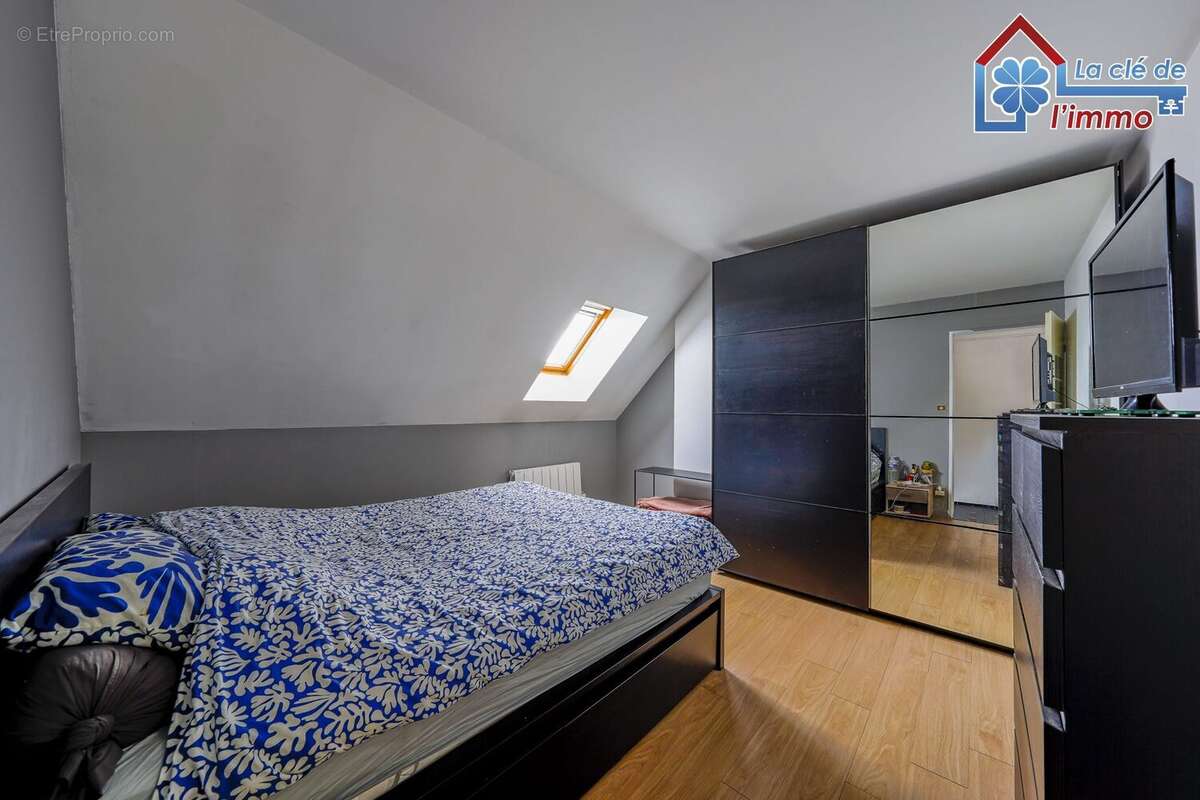 Appartement à MOISSY-CRAMAYEL