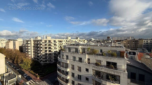 Appartement à LEVALLOIS-PERRET