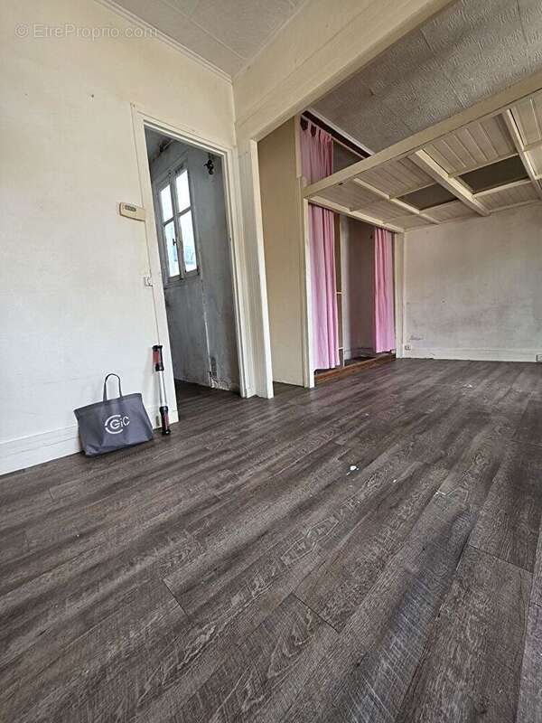 Appartement à BOUGIVAL