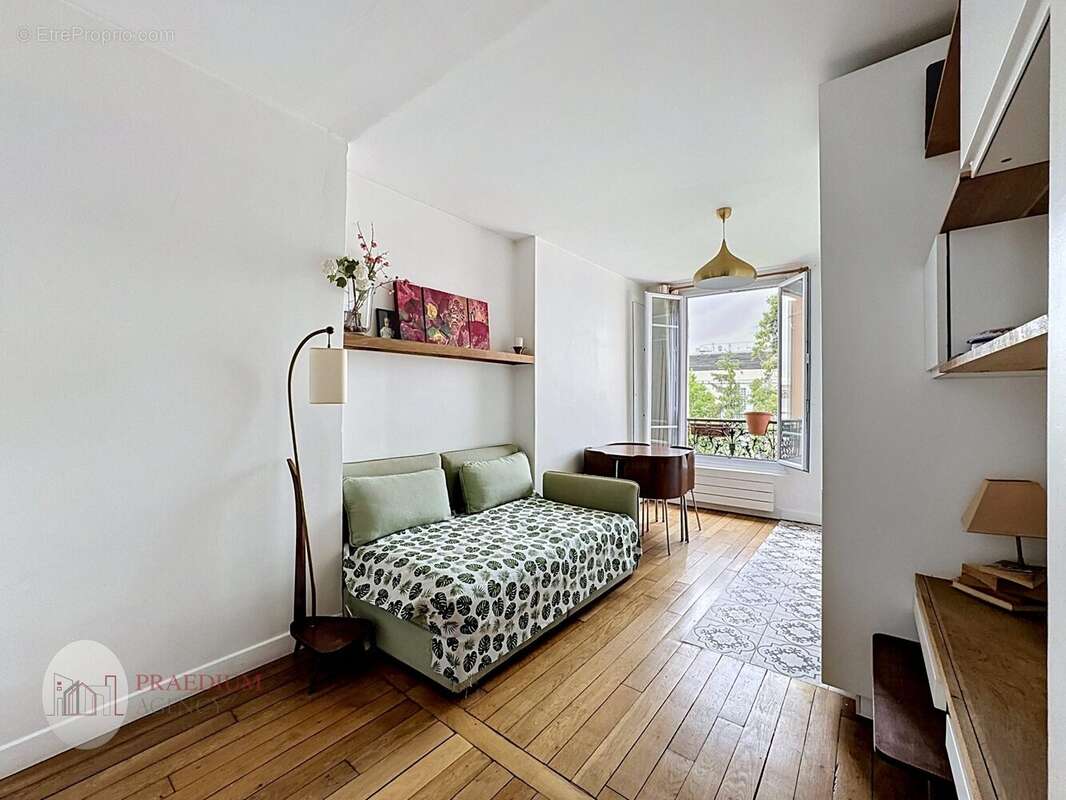 Appartement à MONTROUGE