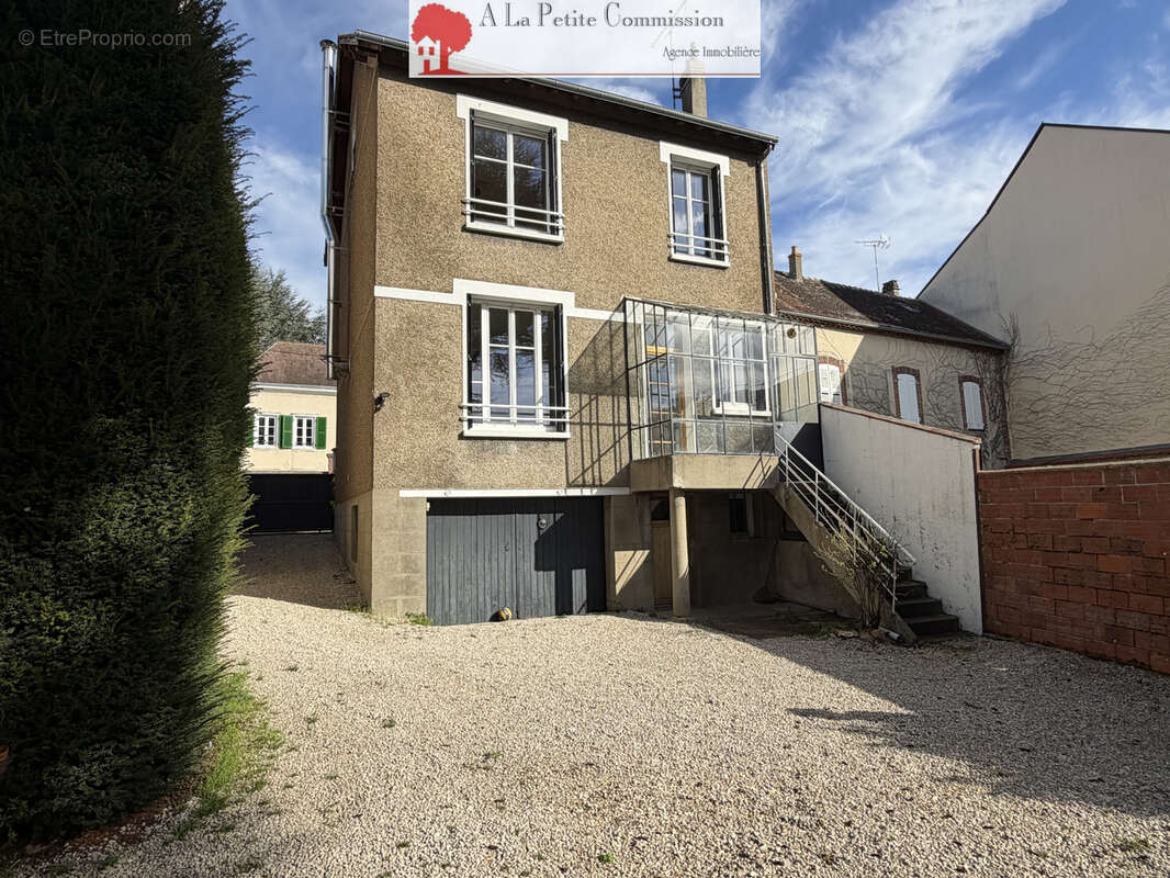 Maison à CHARTRES