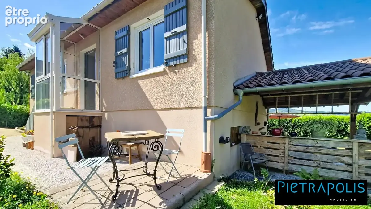 Maison 4 pièces 90 m² à vendre à La Clayette (71800) - photo 2
