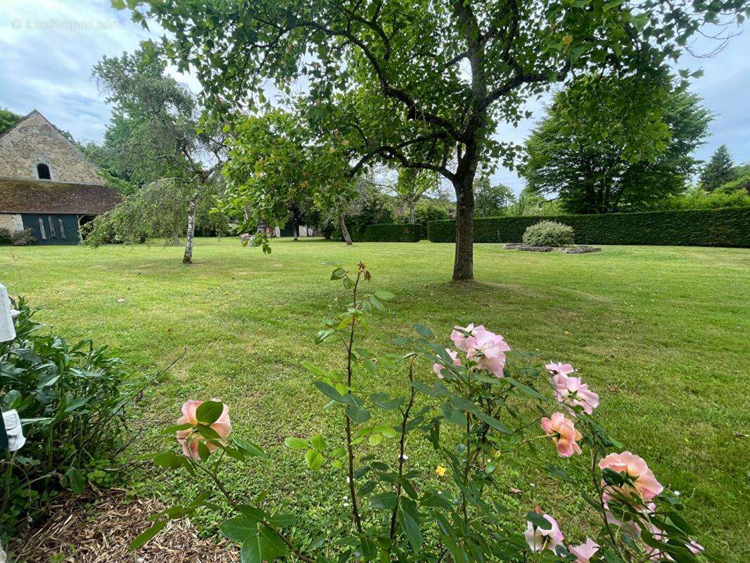 Maison à SAINT-MAURICE-SUR-AVEYRON