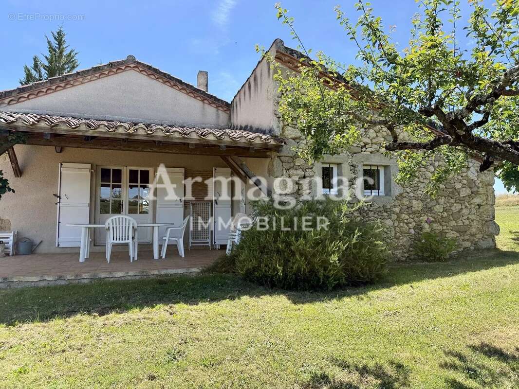 Maison en pierre avec piscine - photo 15
