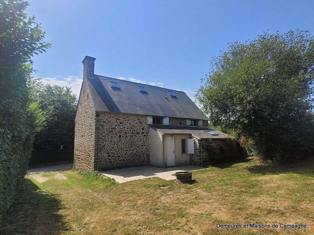 Maison à LE TEILLEUL