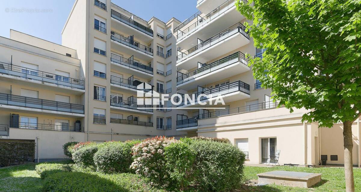 Appartement à ATHIS-MONS