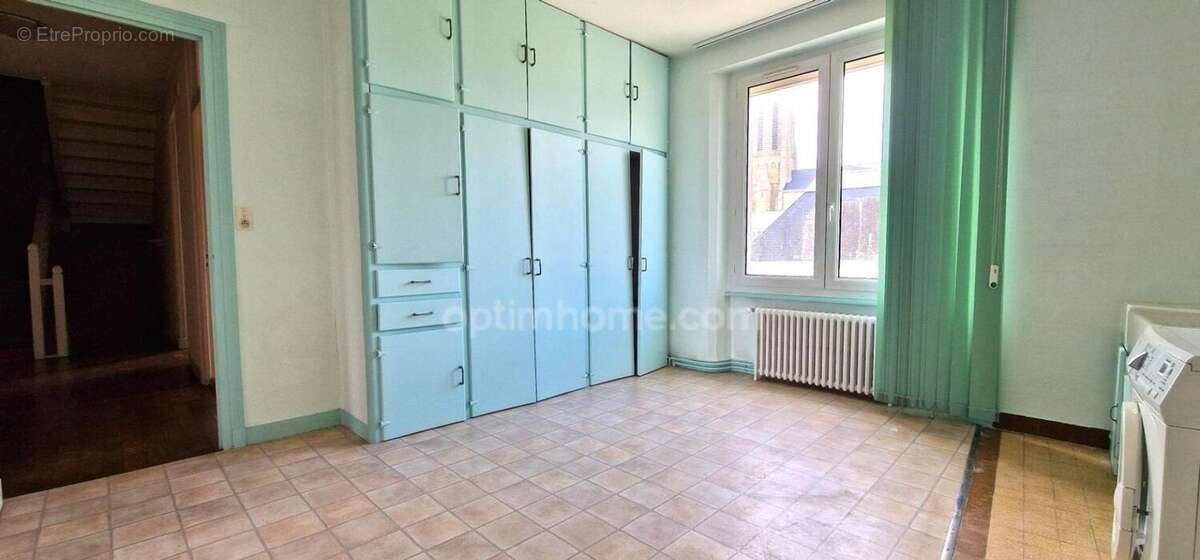 A vendre Bretagne-Finistere-Douarnenez-centre ville-Maison- 18 pièces-Terrasse-Jardin-local commercial - photo 12