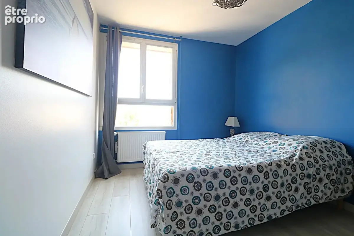 Appartement T4 de 90 m² avec terrasse + garage + cave - photo 7