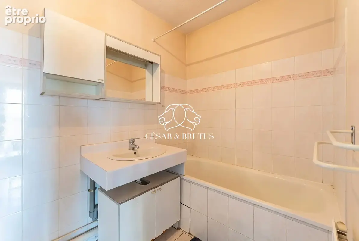 Appartement 4 pièces 80 m² à vendre à Lyon-7e (69007) - photo 8