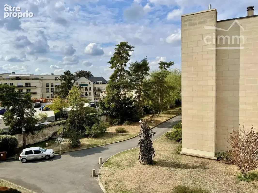 Lumière et verdure pour ce 3 pièces en très bon état - photo 12