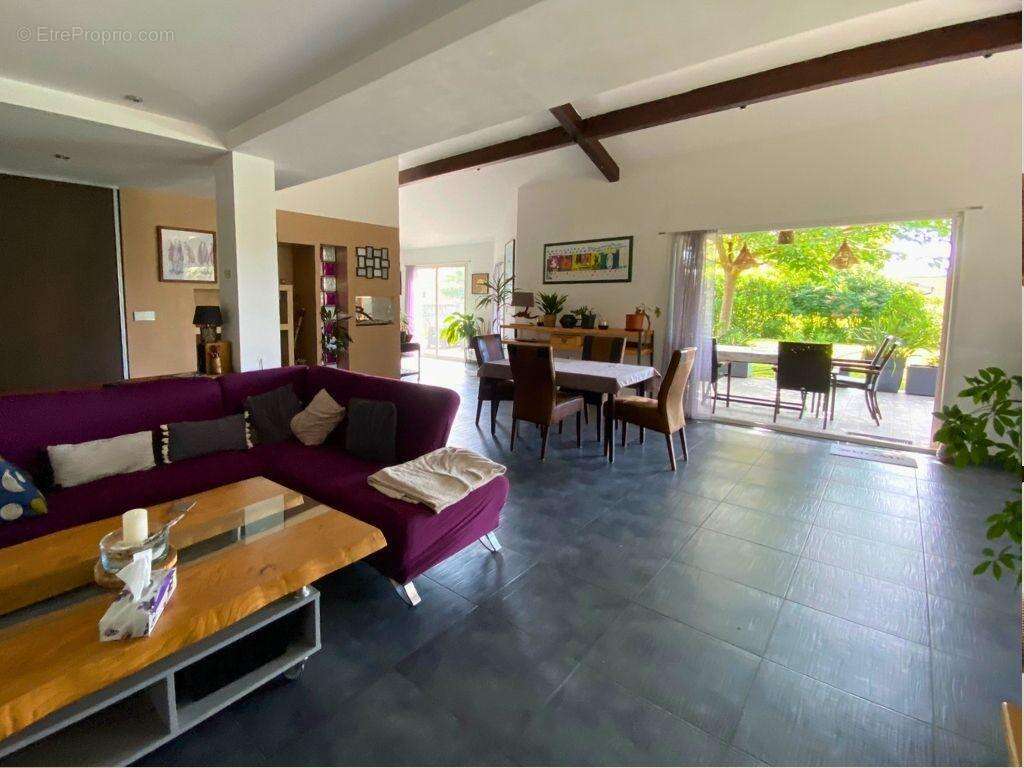   - Maison à COLOMIERS