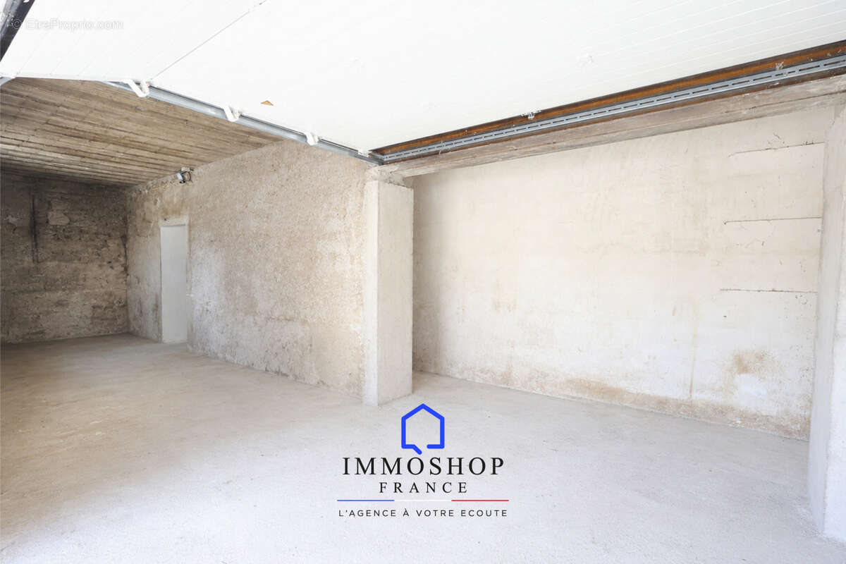 Maison de ville T5 - Rognes Village (13840) - photo 8