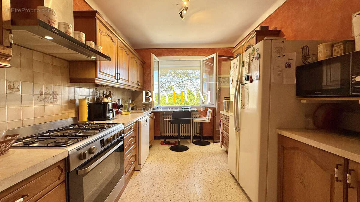 Maison 130 m² à Laudun-L'ardoise  - photo 4