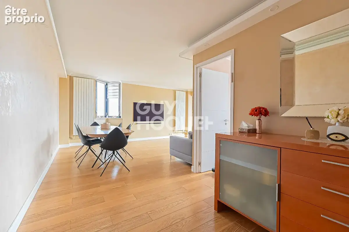 4 pièces de 123m² - Quartier Lac - photo 2