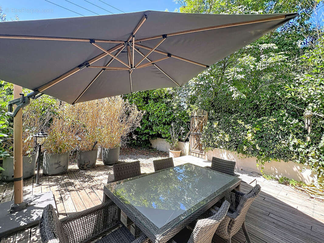 Appartement à AIX-EN-PROVENCE